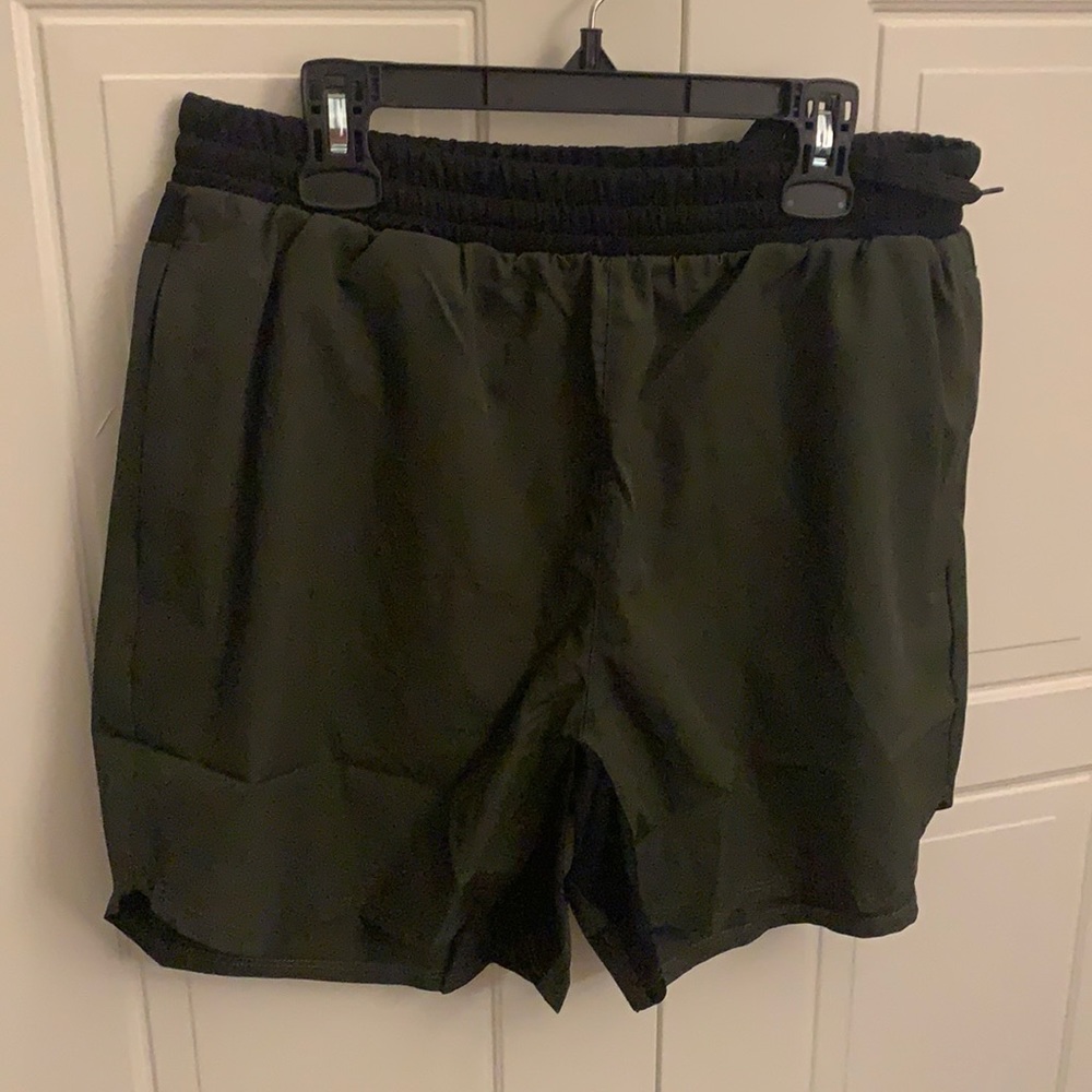 NEVER WORN Hunter Green Athletic Shorts